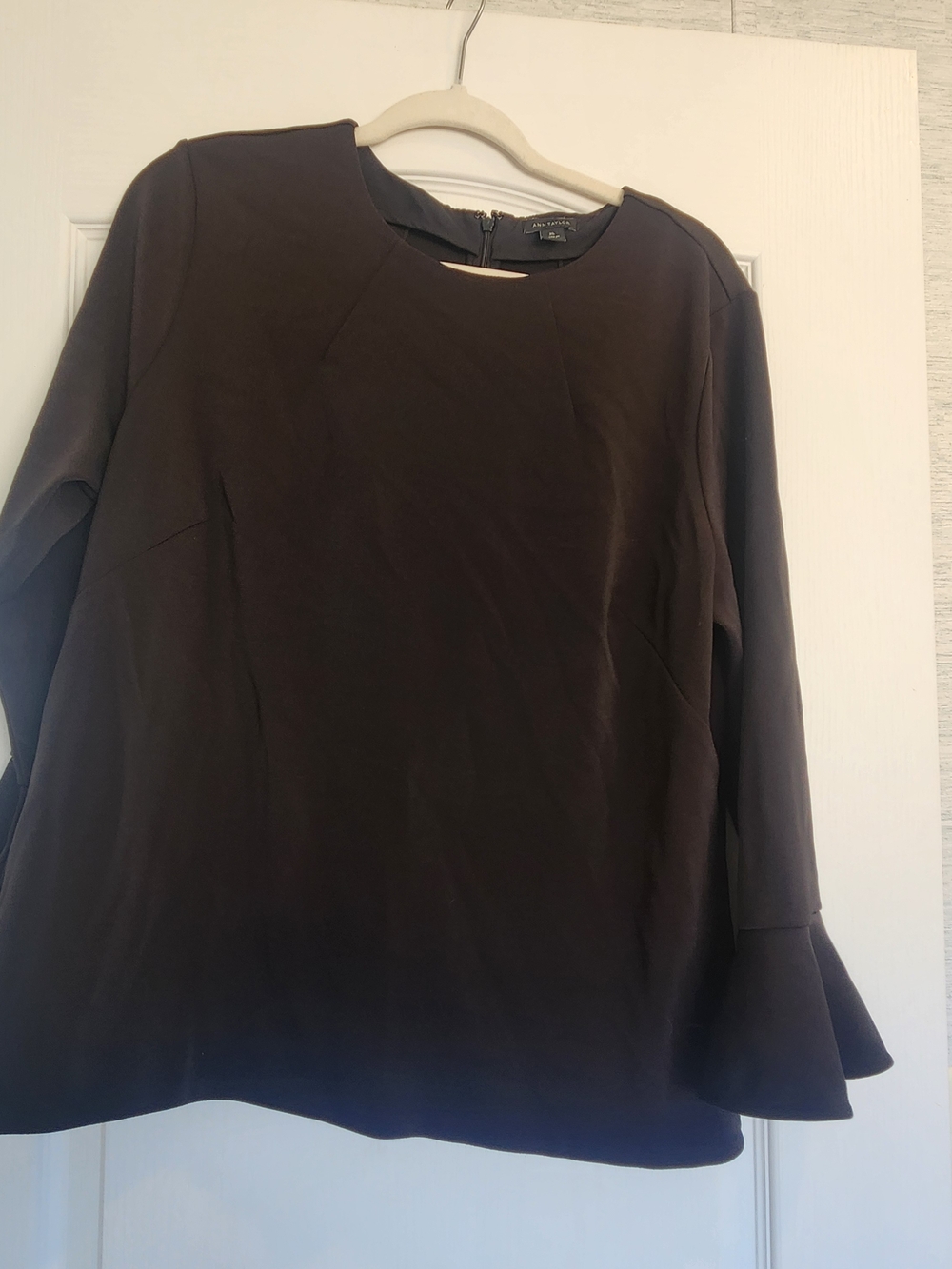 Ann Taylor Black Ruffle Sleeve Blouse XL Euc